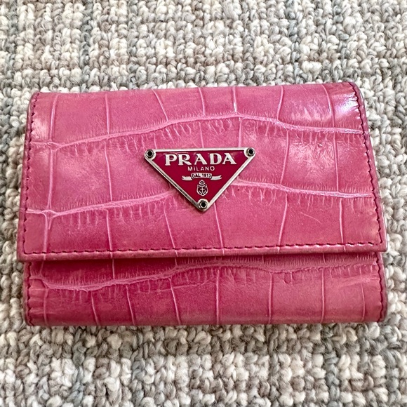Prada Pink Crocodile 6 Key Holder Wallet - Picture 14 of 14